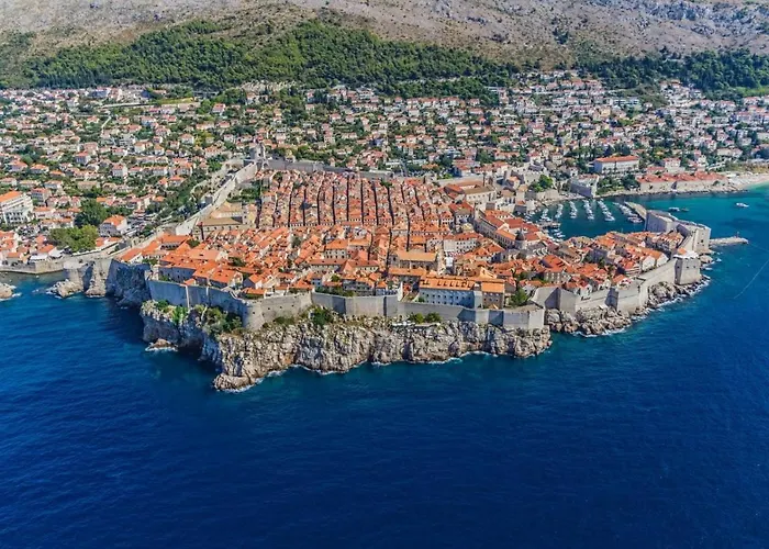 Apartment In Cavtat With Sea View, Balcony, Air Conditioning, Wifi