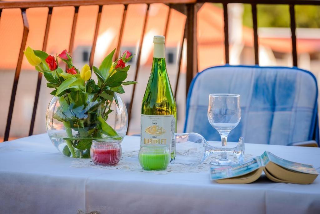In With Sea View, Balcony, Air Conditioning, Wifi Cavtat