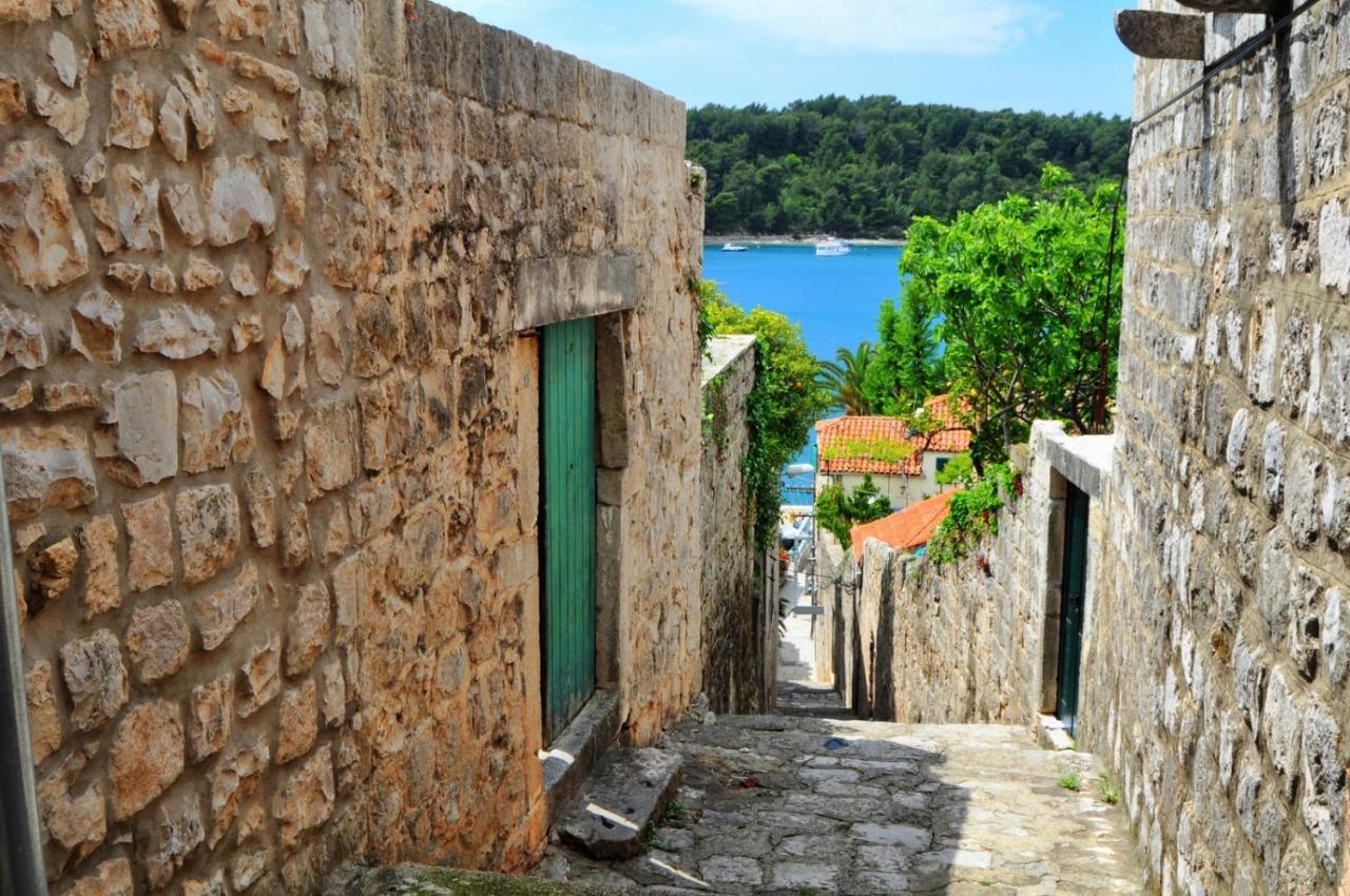 In With Sea View, Balcony, Air Conditioning, Wifi Apartment