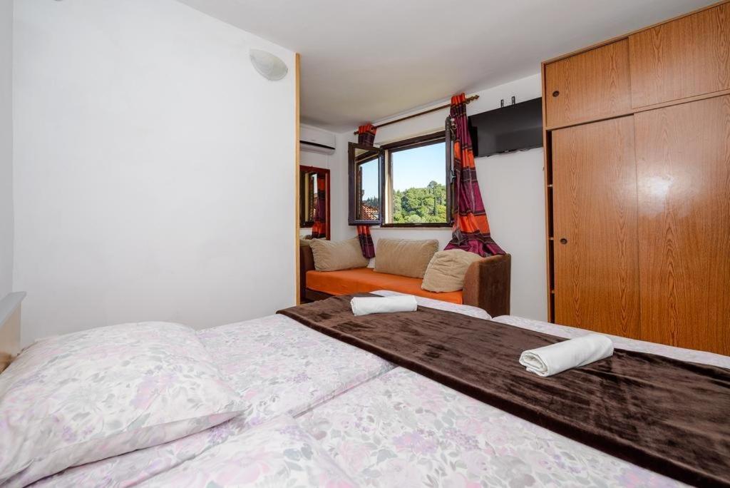 In With Sea View, Balcony, Air Conditioning, Wifi Apartment *